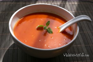 Simple Comforting Tomato Soup